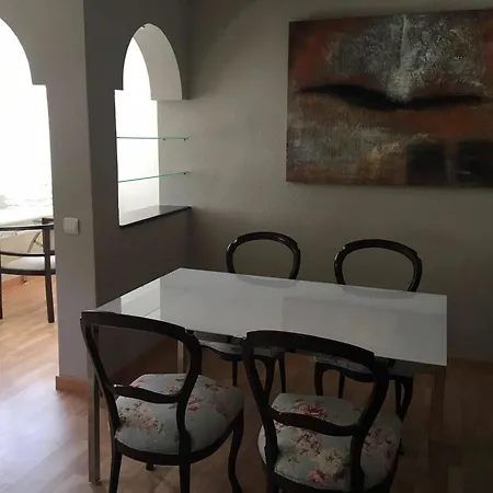 With 3 Bedrooms In Estepona, With Wonderful Sea View, Enclos Apartment *